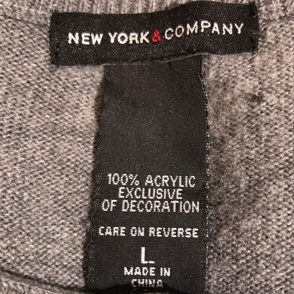 New York & Company button down Large sweater - Picture 4 of 4